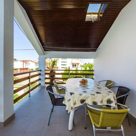 Apartment Matkos - With Garden And Terrace Nin Exterior foto